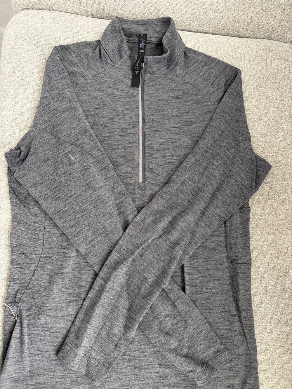 lululemon athletica Men's Long Sleeve 1/4 Zip Pullover - Heather Gray